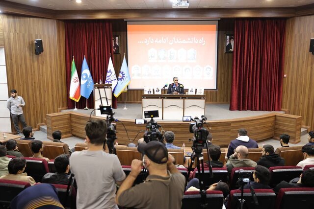 اسلامی: ساخت نیروگاه اتمی در کشور از نیازهای اساسی است