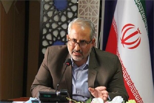 ستاد اجرایی فرمان امام به کشاورزان تسهیلات کمبهره پرداخت میکند