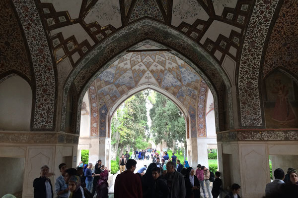 لزوم مرمت جلوه های معماری باغ فین کاشان