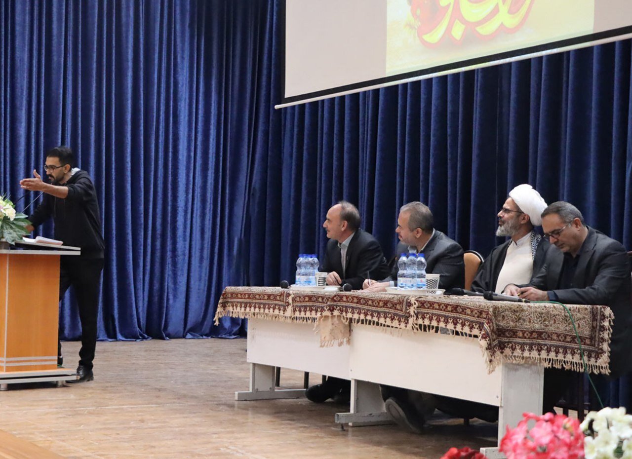 تکاپو جریان دانشجویی در بجنورد/ مسئولان پاسخگو شدند