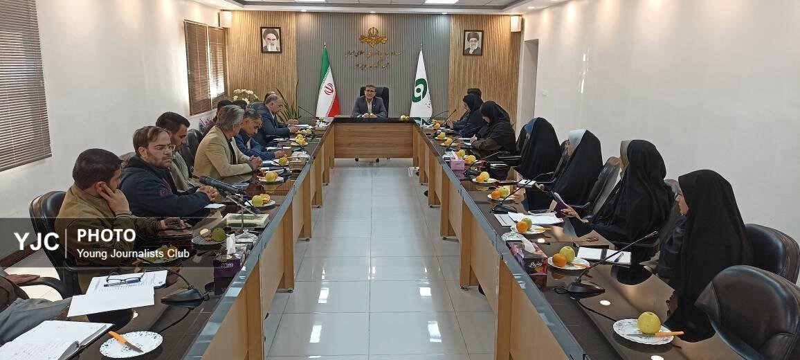 نشست هم اندیشی مسئولان تشکلهای دانشجویی با مدیرکل شبکه دنا