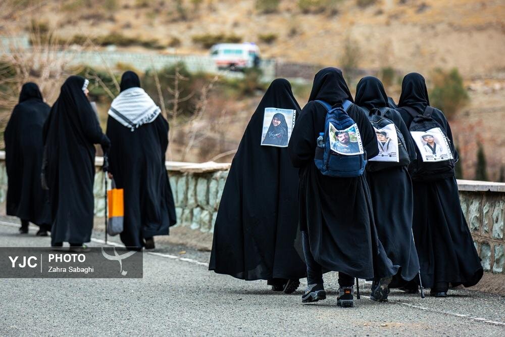 کوهپیمایی ۱۱۰ تیم بانوان به مناسبت روز زن