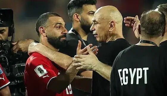 تمام مصر پشت محمد صلاح