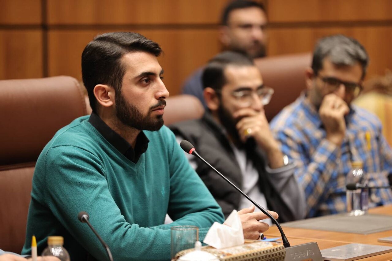 دو نقد منصفانه خطاب به دولت