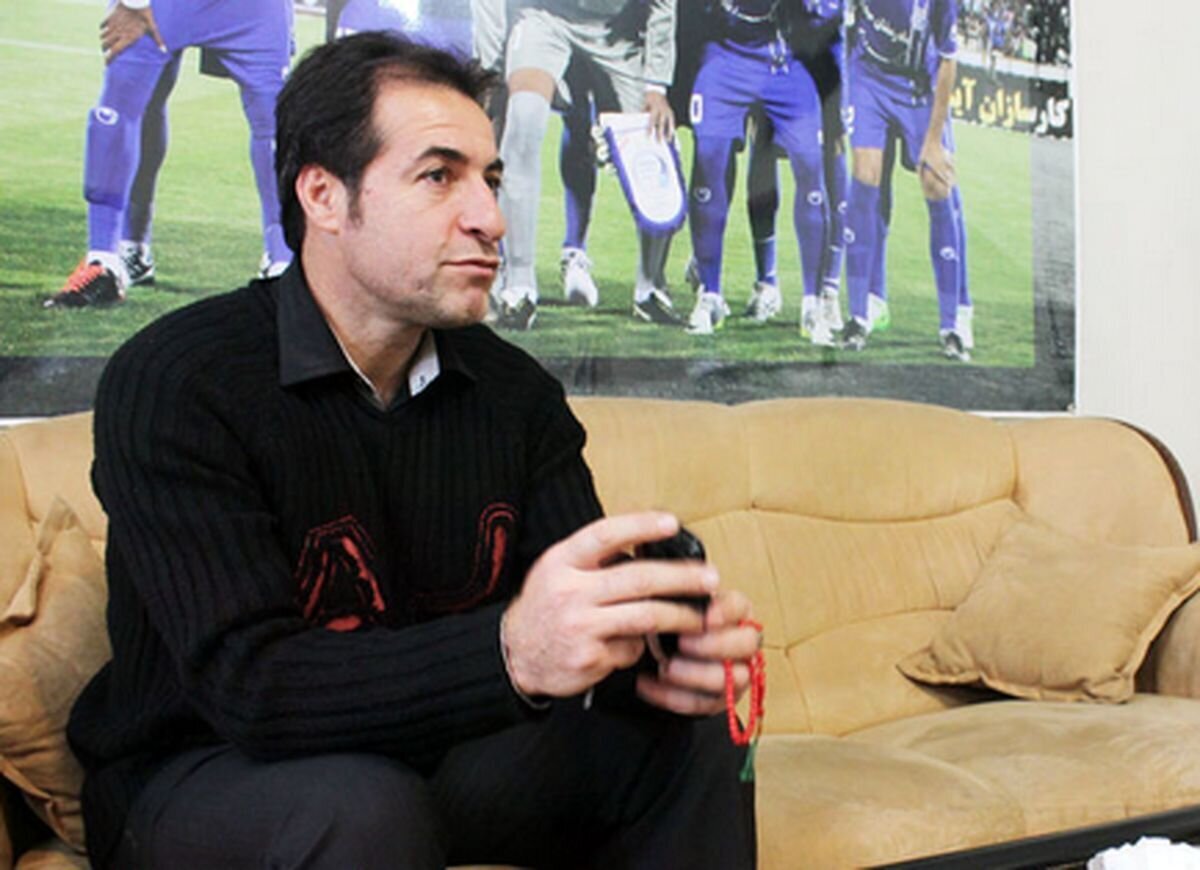 پیشکسوت آبی ها: ساپینتو برای مهاجمان تمرین چارچوبشناسی برگزار کند | مهاجم باتجربه داشتیم پرسپولیس را شکست میدادیم