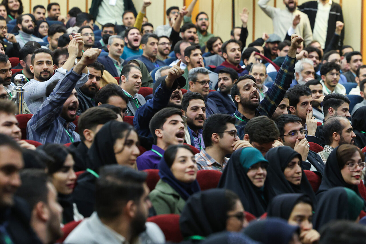 رئیس جمهور مراقب این افراد باشد | انتظار دانشجویان از دولت چیست؟