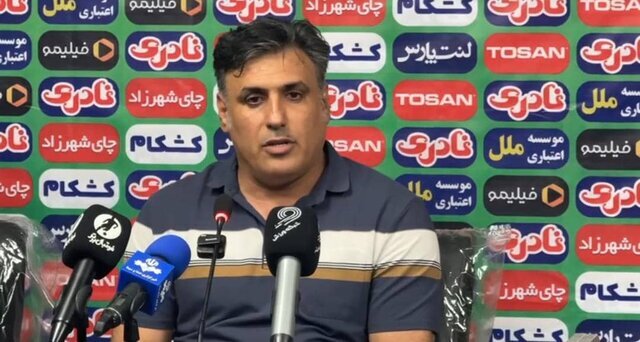 سرمربی خیبر: از مردم خوزستان عذرخواهی میکنم / جنگیدیم و بردیم