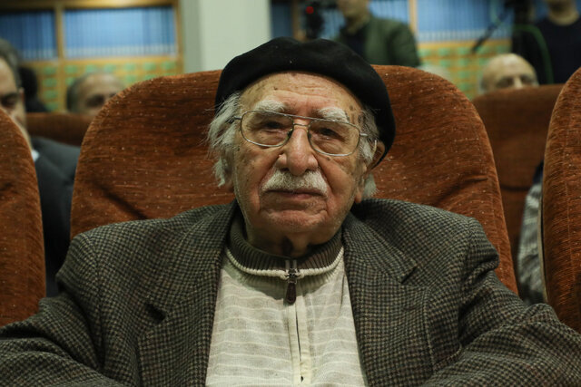 ۹۸سالگی دانشمندی که خشک نیست!