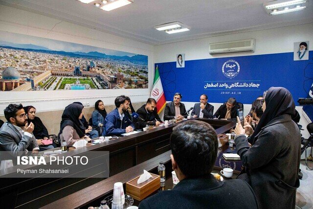 مطالبه‌گری صریح دانشجویان از استاندار اصفهان به مناسبت روز دانشجو