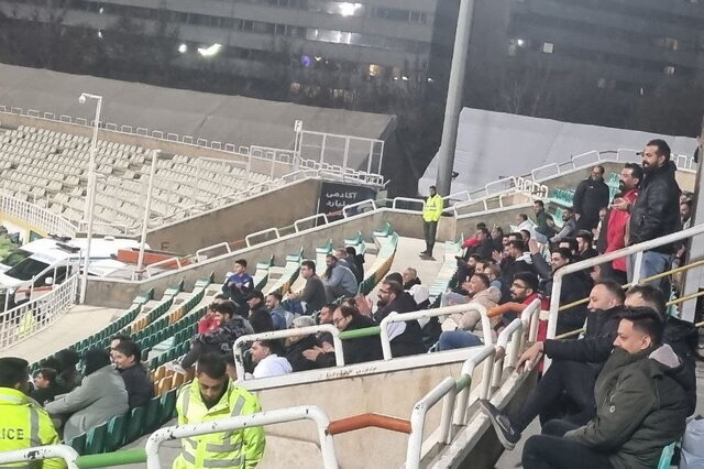 حضور تماشاگران در دیدار پیکان و پرسپولیس/ پیروانی: کمتر تشویق کنید!
