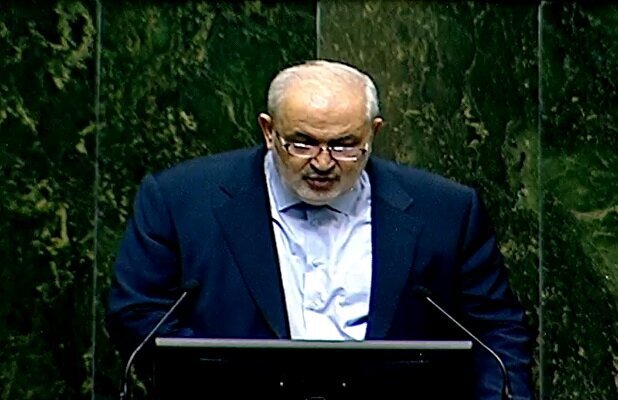 اخبار سیاسی ۱۸ آذر؛ عذرخواهی عارف از مردم/توضیح وزیرکشور درباره حقوق کارکنان این مجموعه