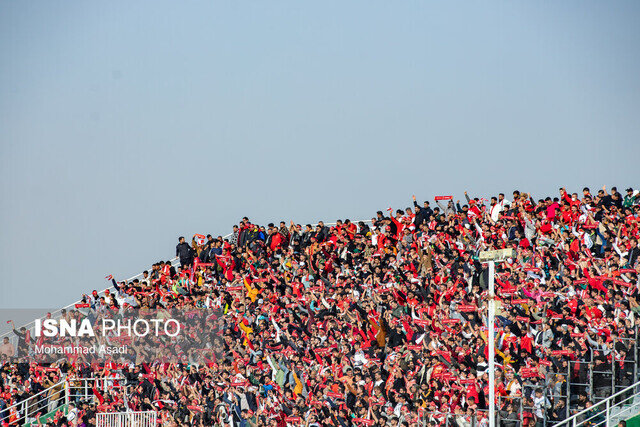 پرسپولیس برد و صدرنشین شد/ خیبر برد، تراکتور باز هم مساوی کرد!
