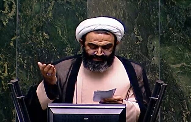 نقدعلی: با انکار فساد، فساد ریشهکن نمیشود