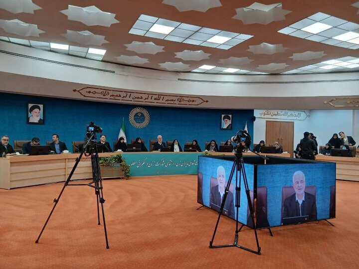 مومنی: استفاده از بانوان در مسئولیتها، ضرورت توسعه و پیشرفت کشور است