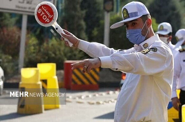 شناسایی راننده زانتیا با حرکت پرخطر روی ۳ چرخ در شیراز + فیلم