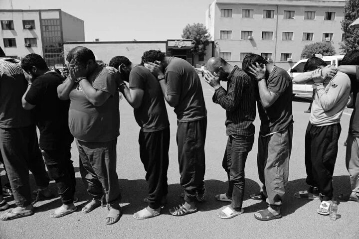 ۲۳ سرشاخه یک شرکت هرمی در مشهد دستگیر شدند