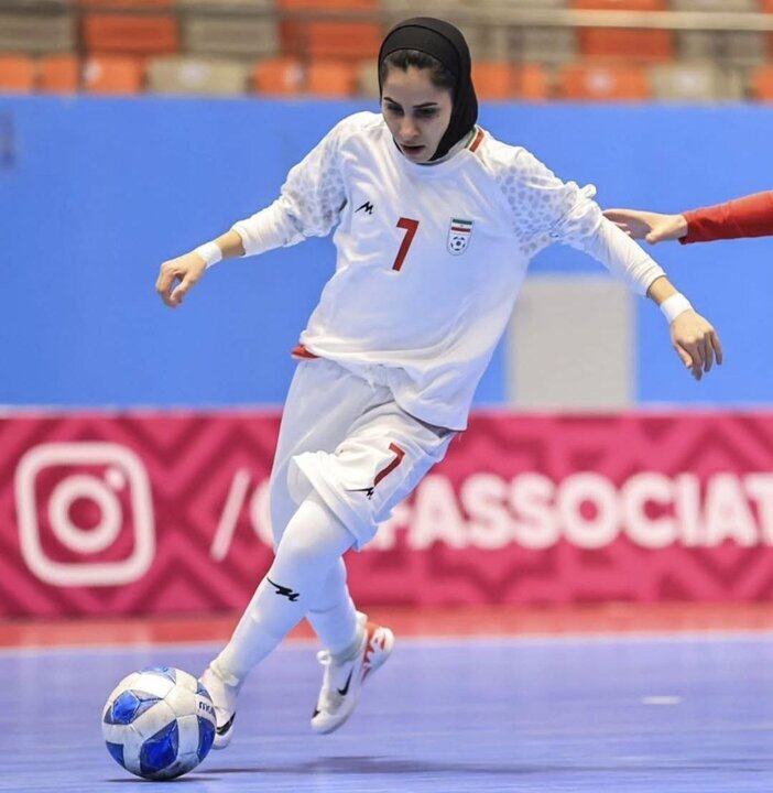 برابر بهترین تیم دنیا بدون ترس بازی کردیم/ لیگ ایران حرفهای نیست