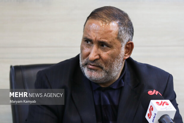 فریاد و فغان زین همه فرهنگفروشان!