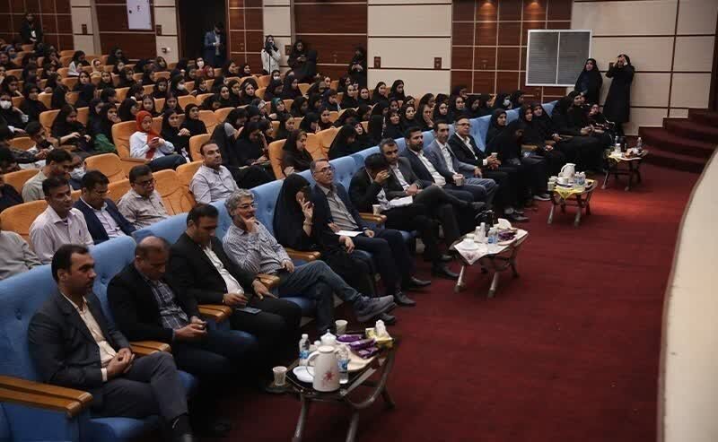 بهمیاری: صنعت کشور به تکنسین‌های متخصص دانشگاهی نیاز دارد
