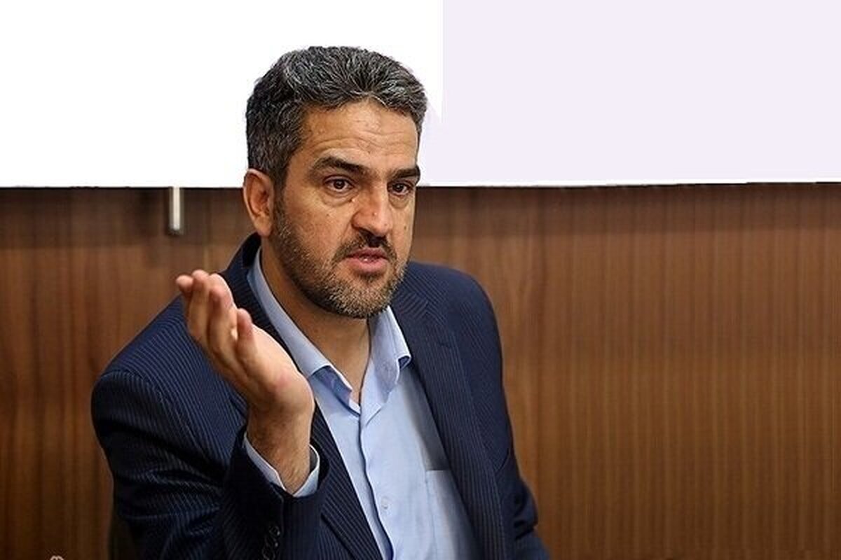 بخشی: ریشه اصلی افزایش نرخ ارز تعیین نرخ بهره بالا و رشد بیش از حد نقدینگی است