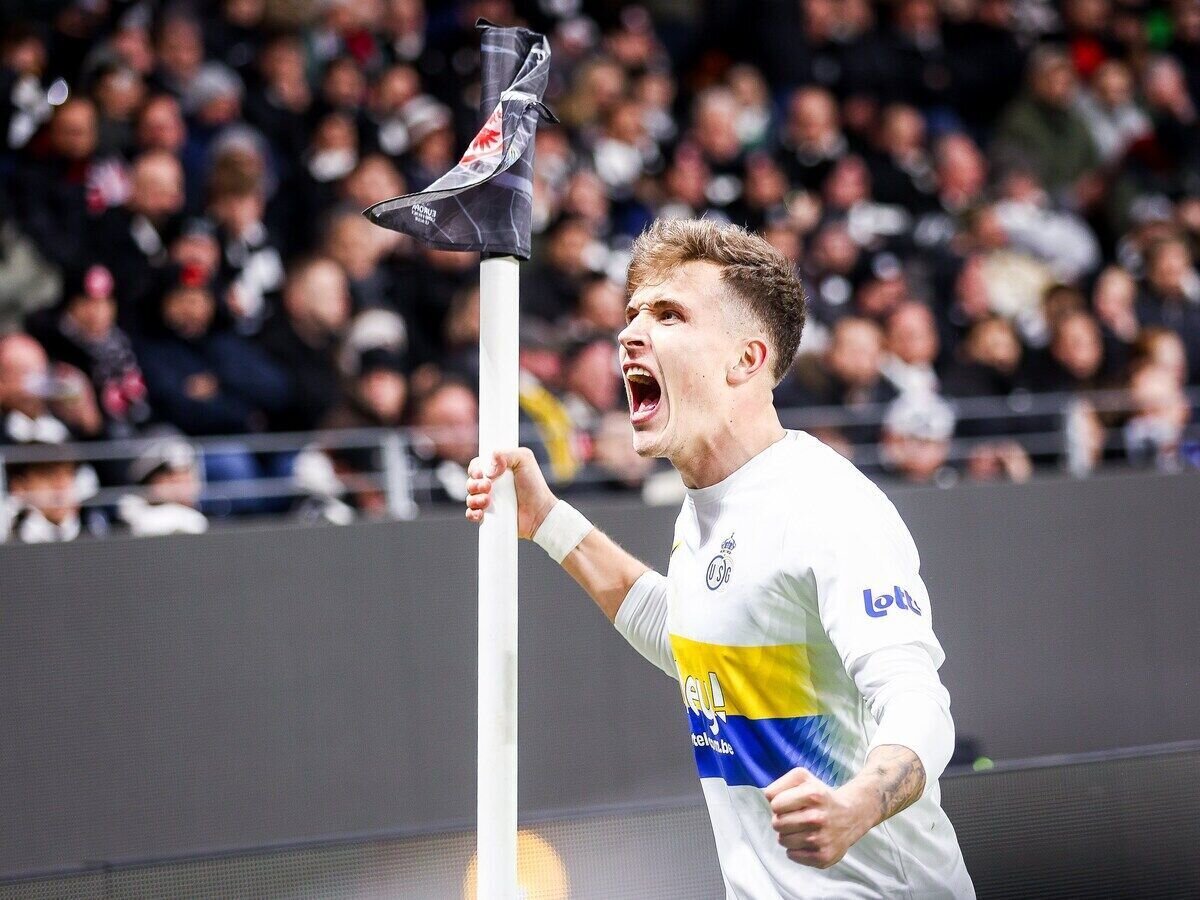 دنیس اکرت کیست؟ مهاجم دو رگه ایرانی آلمانی حاضر در لیگ بلژیک / برادرزاده آناهیتا درگاهی همبازی جدید مهدی طارمی و سردار آزمون +بیوگرافی