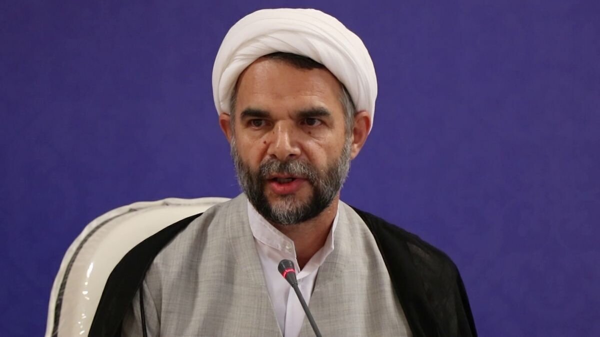 حجت الاسلام خلیلی: هر چقدر از شفافیت فاصله بگیریم اعتماد مردم به وجود نمیآید و جلب رضایت نمیشود + فیلم