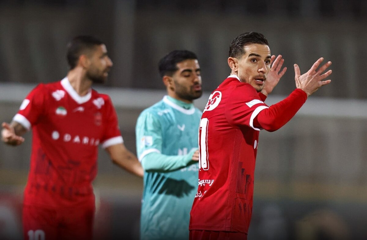 جدول لیگ برتر پس از برد پرسپولیس مقابل پیکان و تساوی تراکتور و ذوب آهن / سرخپوشان صدرنشین شدند +عکس