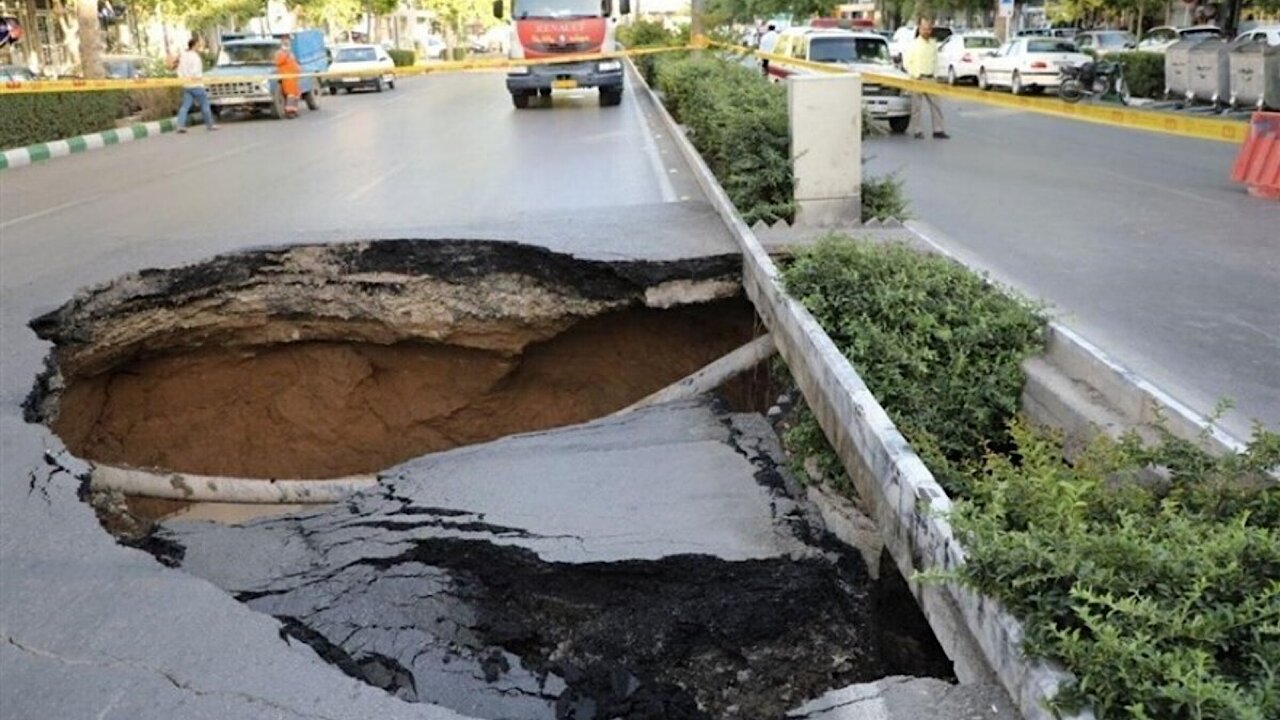 ۹۰ هزار کیلومتر، از مساحت کشور درگیر فرونشست است
