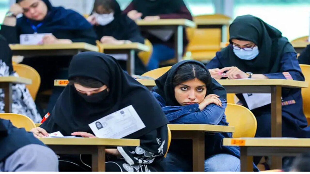 درخواست دانش آموزان پایه یازدهم برای مثبت شدن دائمی معدل در کنکور