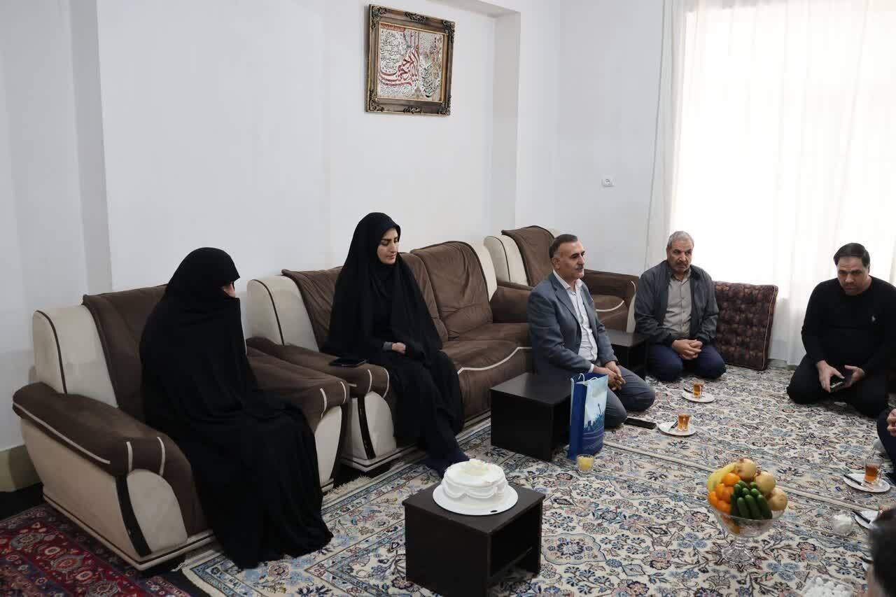 گرامیداشت مادران شهدای بهارستان به مناسبت ولادت حضرت فاطمه (س) + عکس
