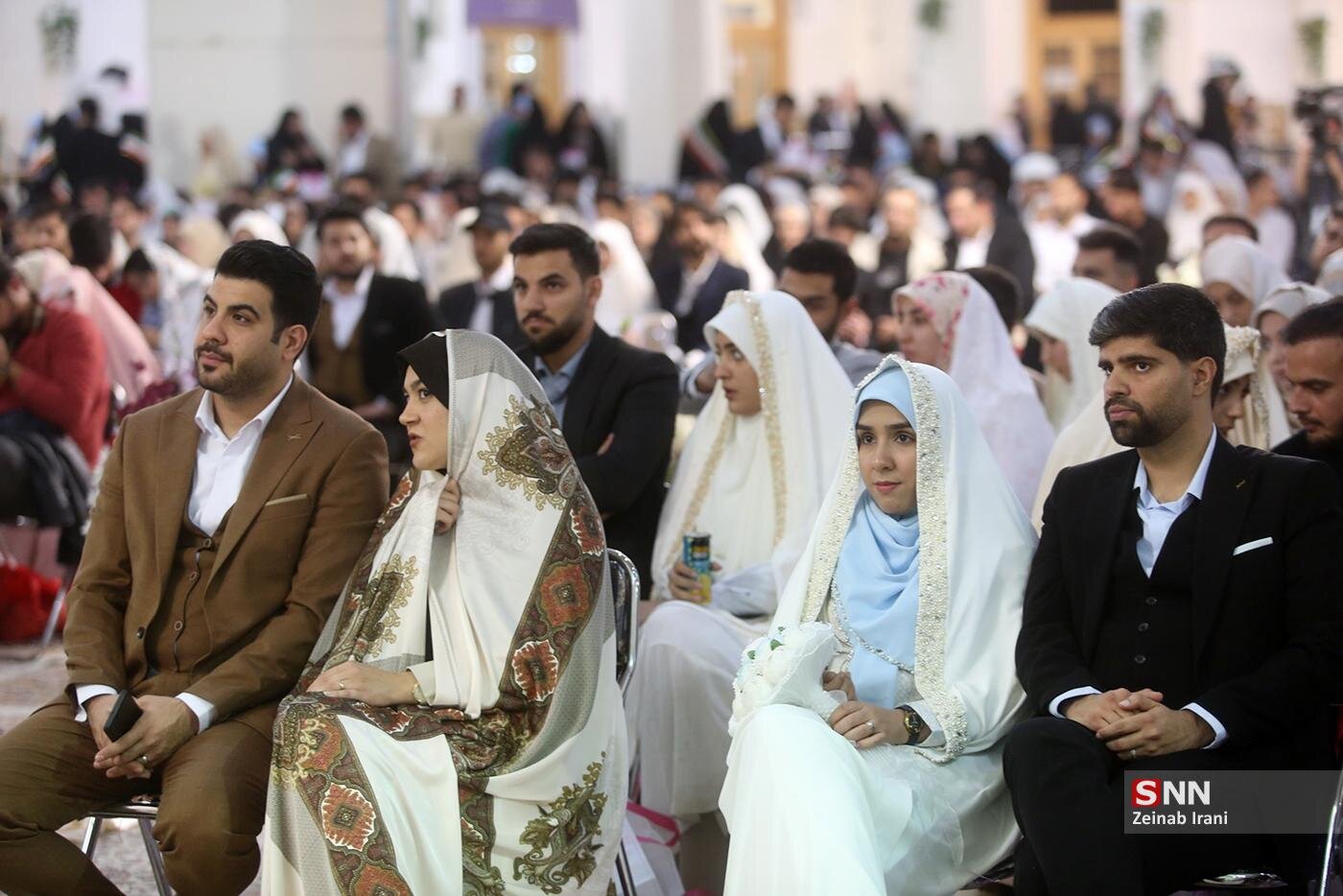 عکس/ جشن ازدواج ۷۳۰ زوج دانشجو در حرم مطهر حضرت معصومه (س)