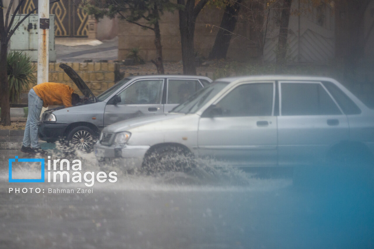 بارش باران پاییزی در کرمانشاه