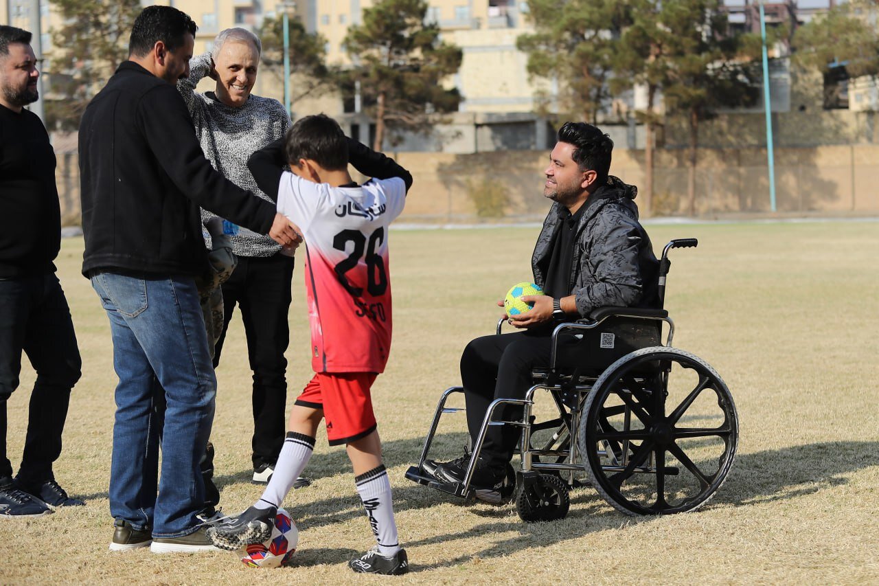 چادرملو رتبه استقلال را هدف قرار داد
