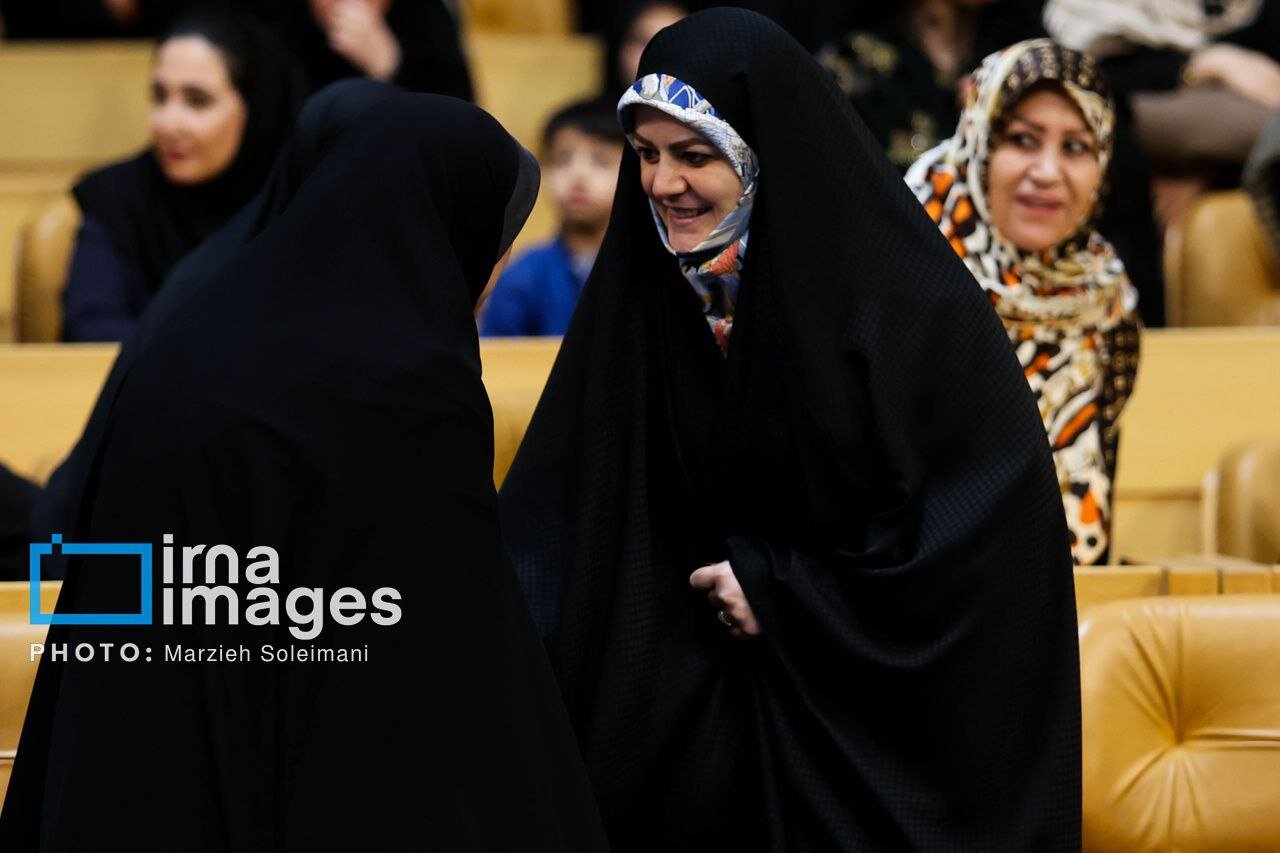 عکس/ گرامیداشت «روز زن» با حضور رییس جمهور