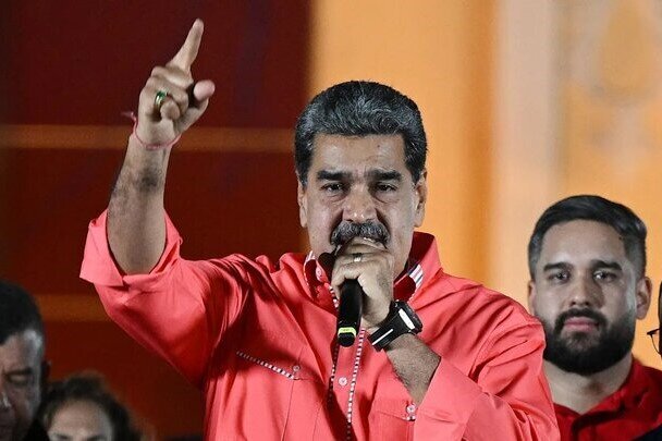 مادورو: برای پیروزی آماده میشویم؛ از حمایتهای ایران ممنونیم