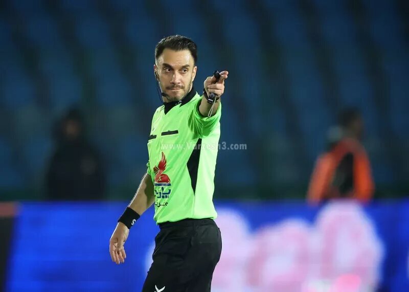 نظر ۷ کارشناس داوری در خصوص صحنه مشکوک بازی استقلال | پنالتی آبی ها واقعا نسوخت؟