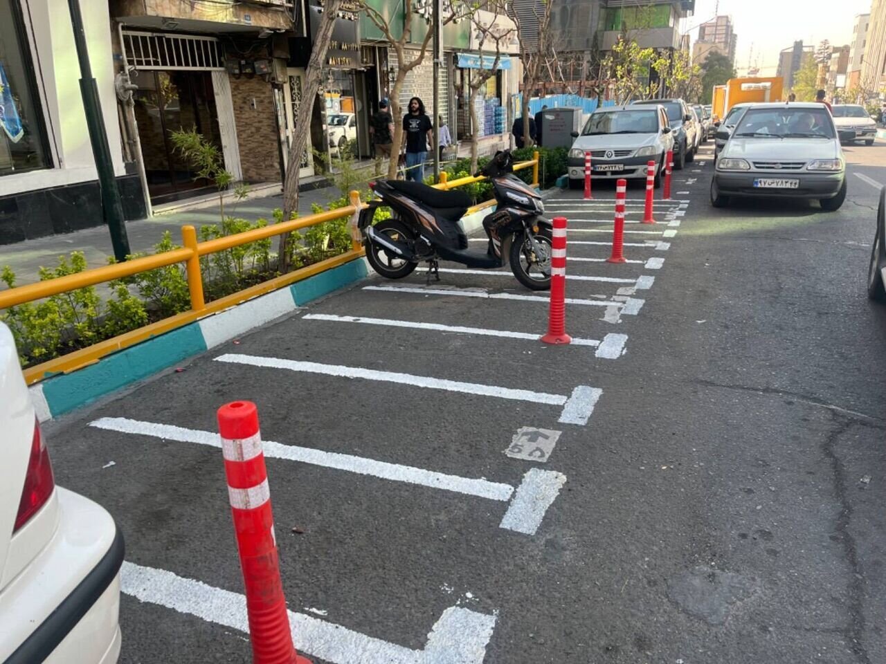 ایجاد پارکینگ موتورسیکلت‌ها در ۱۰نقطه منطقه