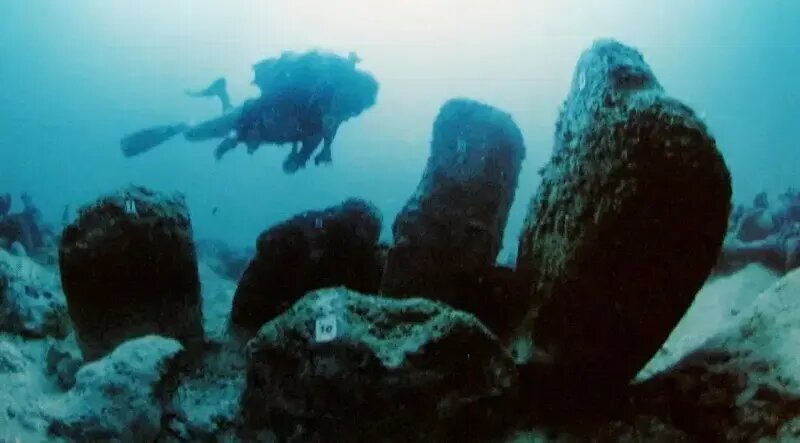 این شهرهای باستانی در دریای مدیترانه غرق شده‌اند | عکس