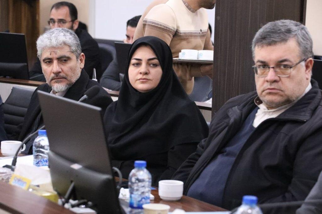 نشست تخصصی ظرفیت‌های مناطق آزاد در بازآفرینی شهری با محوریت منطقه آزاد ماکو آغاز شد