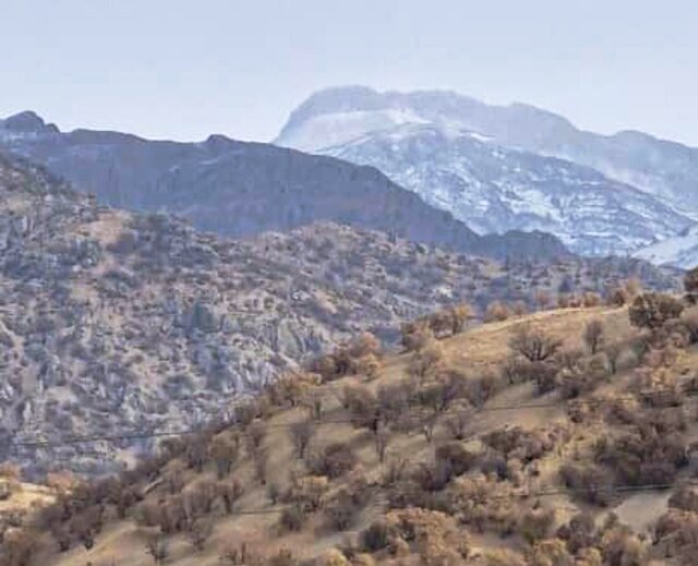 برف پائیزی دنا را سفیدپوش کرد