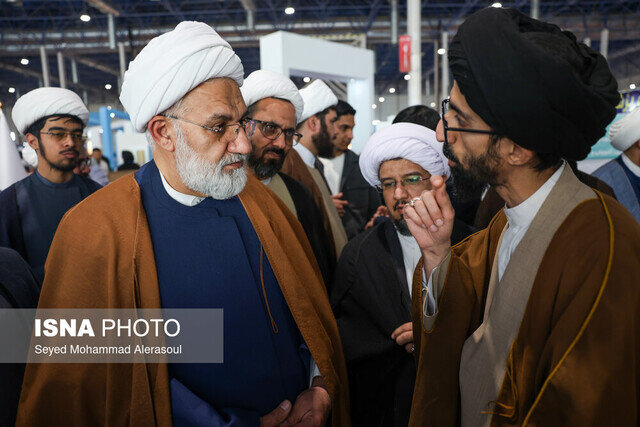 تأکید بر انجام پژوهش در فعالیتهای آموزشی و اجتماعی حوزه علمیه خراسان رضوی