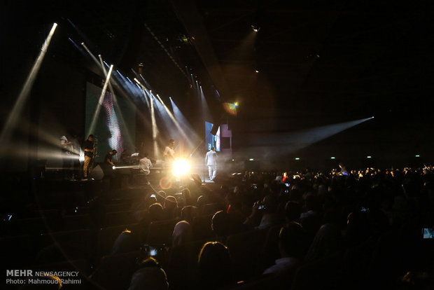 از وعده خواننده پاپ برای گفتن «ناگفتهها» تا انتشار آلبوم گروه معروف!