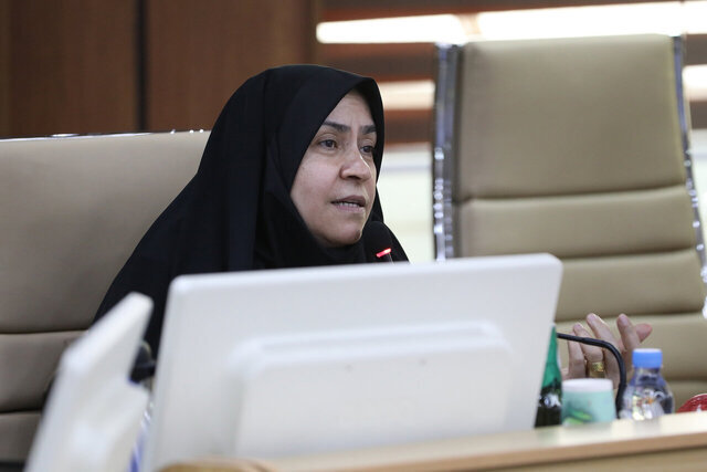 نشست فراکسیون زنان مجلس با وزیر بهداشت؛ سند سلامت بانوان تدوین میشود