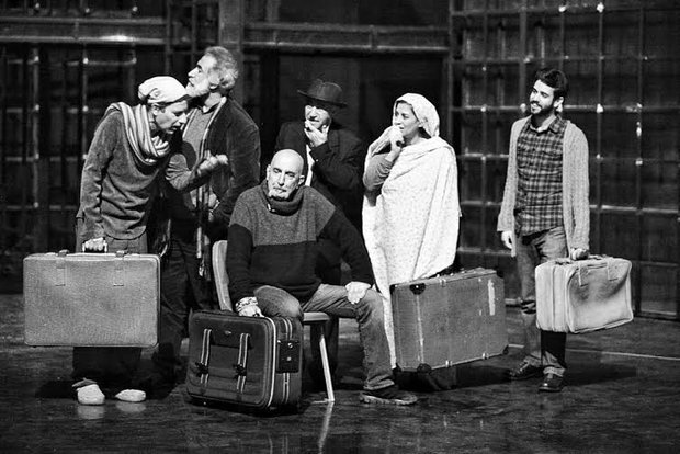 نمایشگاه عکسهای «باله در تاریکی» در کارشیو؛ وقتی عکاس بالرین میشود