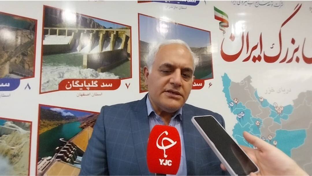 استفاده از ظرفیت زمینهای تحت تملک شرکت آب نیرو برای پروژههای خورشیدی+ فیلم