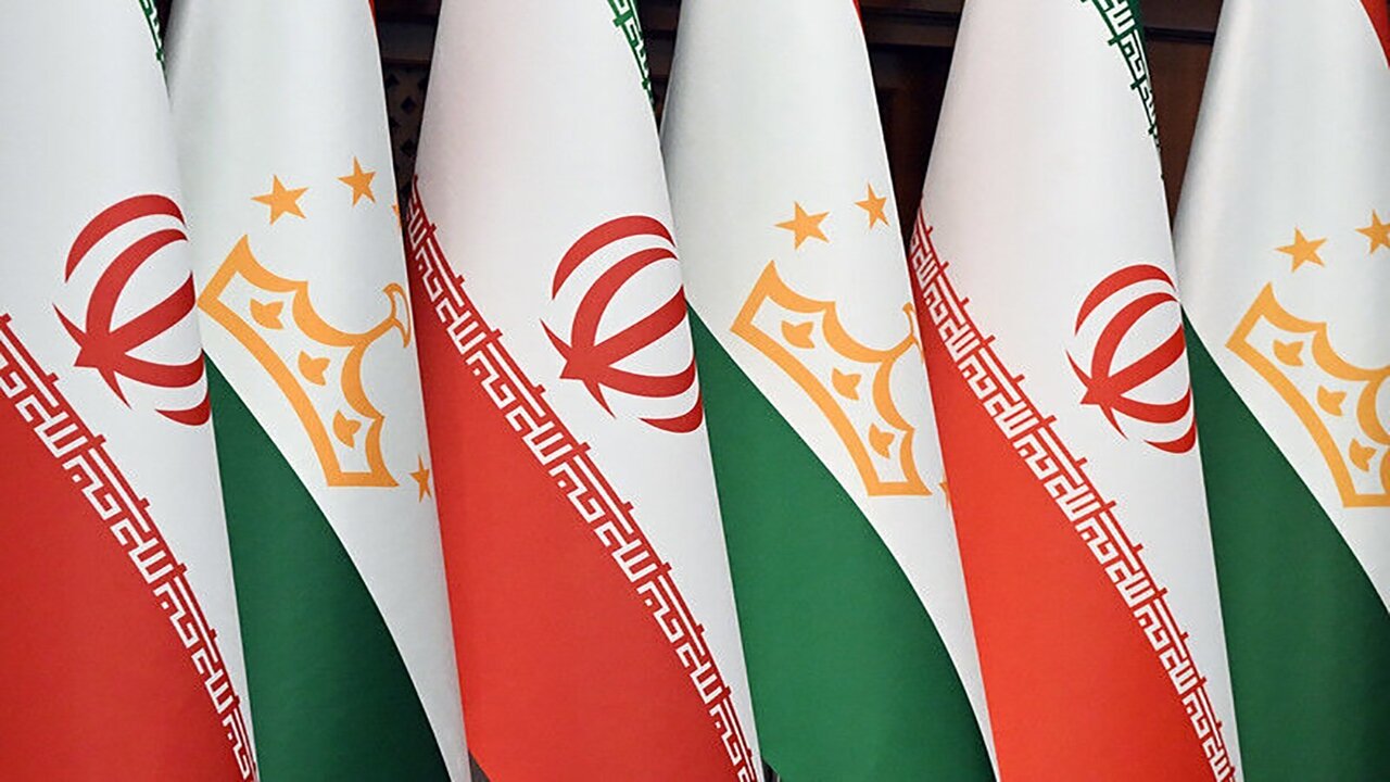 معاون کنسولی وزارت خارجه ایران با وزیر امور خارجه تاجیکستان دیدار کرد