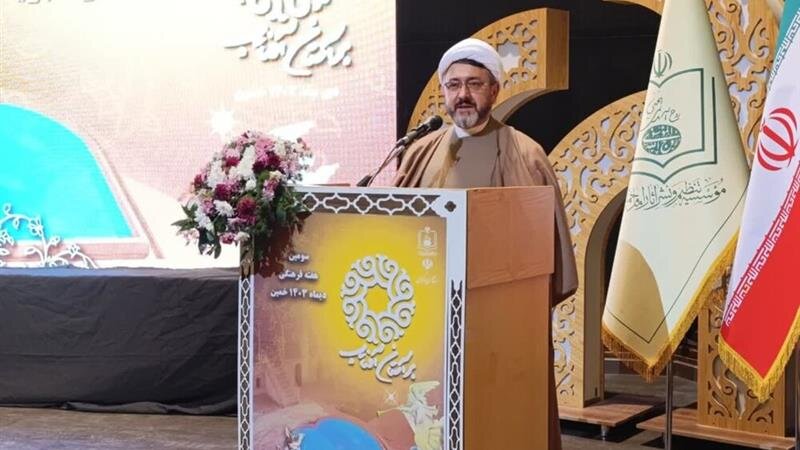 اندیشه امام راحل همچنان جریانساز، عزتآفرین و تحولآفرین است