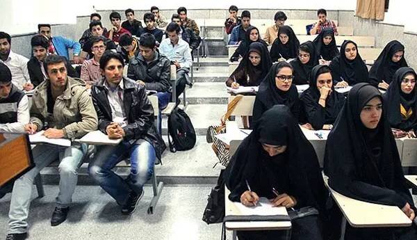 کوتاهسازی دورههای دانشگاهی تصمیمی درست است؟