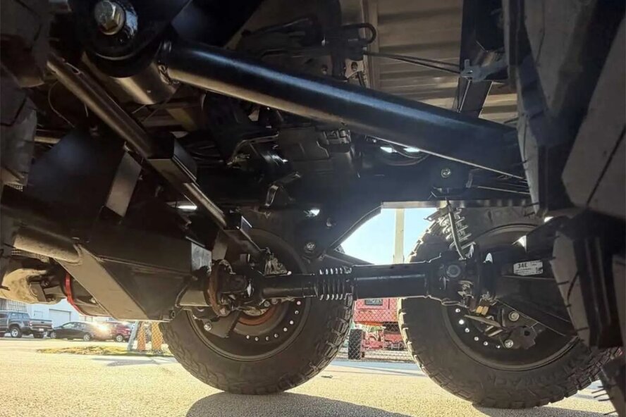 تویوتا تاندرا 6x6، هیولای شش‌چرخ رام‌نشدنی!