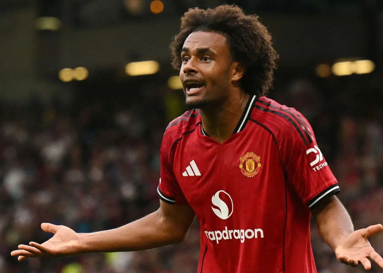 میلان مشتری الماس ناراضی یونایتد شد